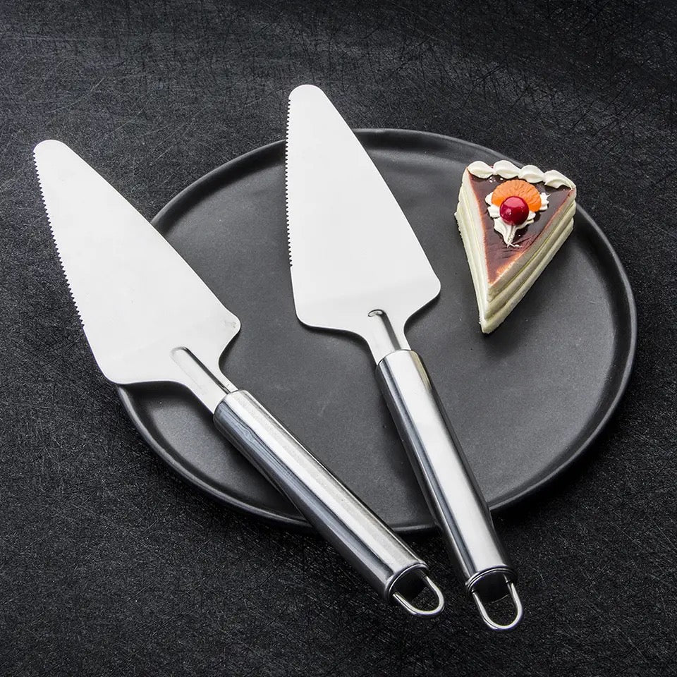 Cuchillo para pastel en acero inoxidable. Reposteria